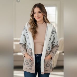 Maurice's jacket size medium animal print